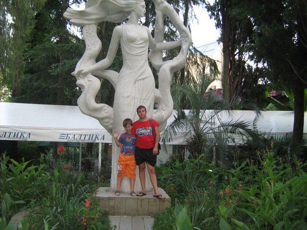 Дмитрий Назаров