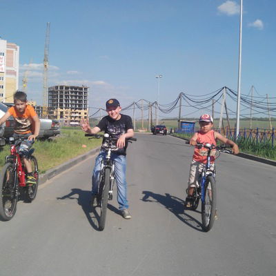 Максим Махалов