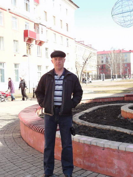 Александр Суровцев