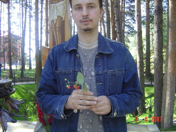 Денис Мельников