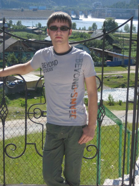 Игорь Демиденко