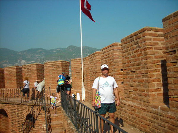 Владимир Коротаев