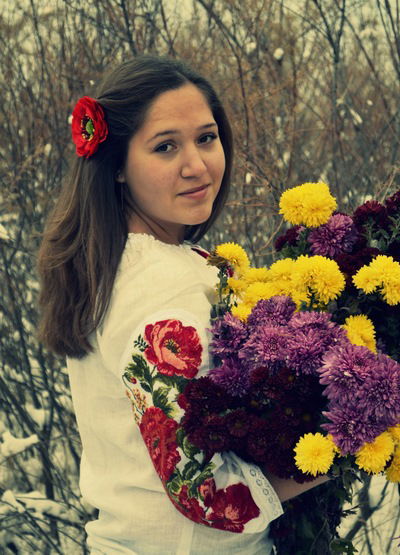 Вика Великова