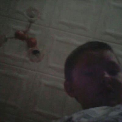 Артем Ларионов