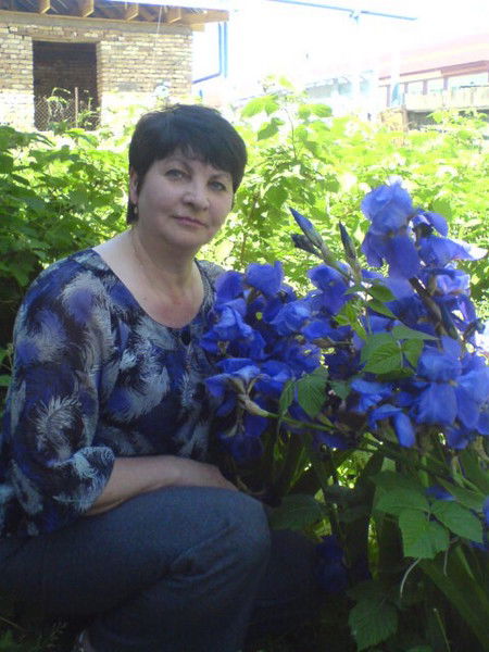 Анна Приколотина