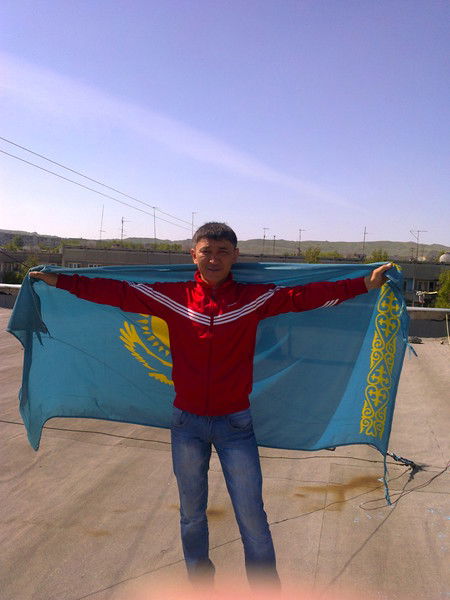 Дархан Мухамадиев