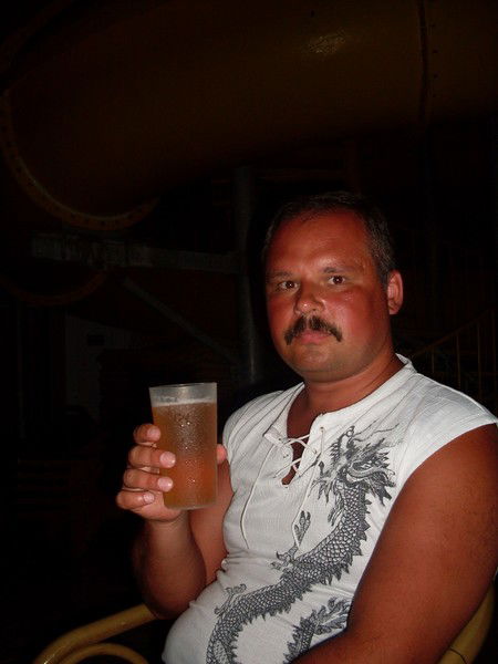 Саша Степанов