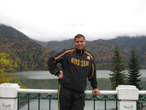 Илья Колесниченко