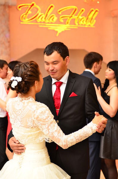 Азизхан Есмуханов