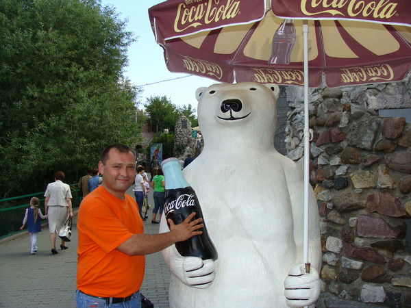 Роман Алескеров