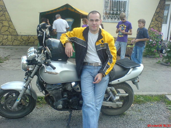 Дмитрий Гусев