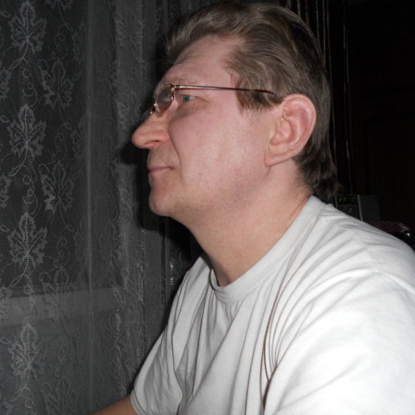 Евгений Зотов