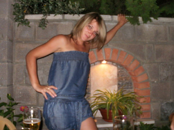 Лена Шахова