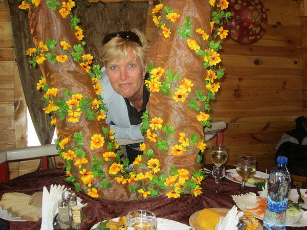 Елена Тиханова