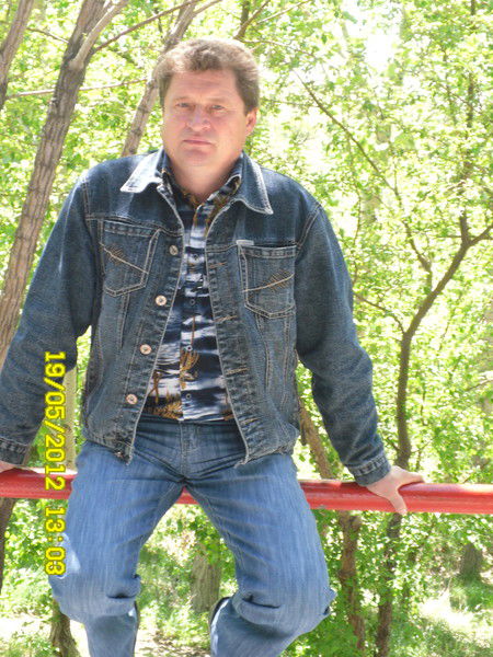 Александр Волик