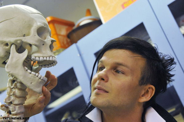 Lenka In The Shadows