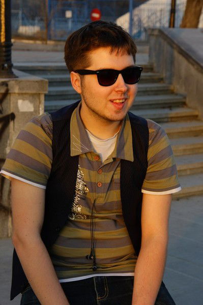 Олег Ядренников