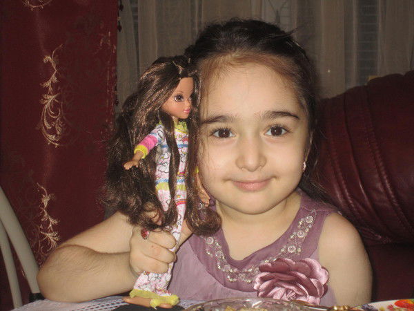 Анжела ..........