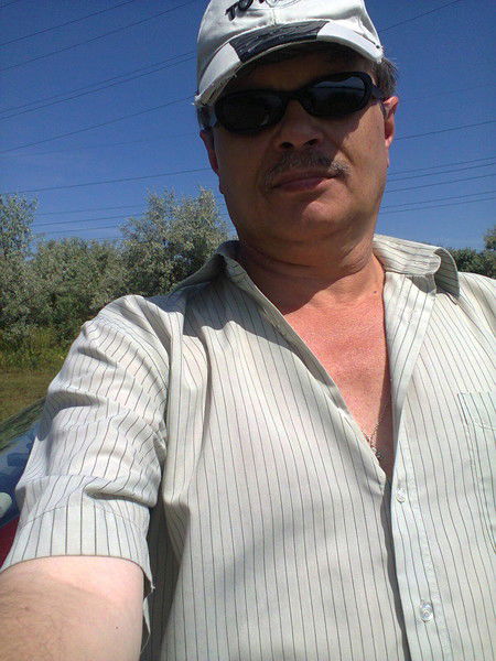 Александр Школьников