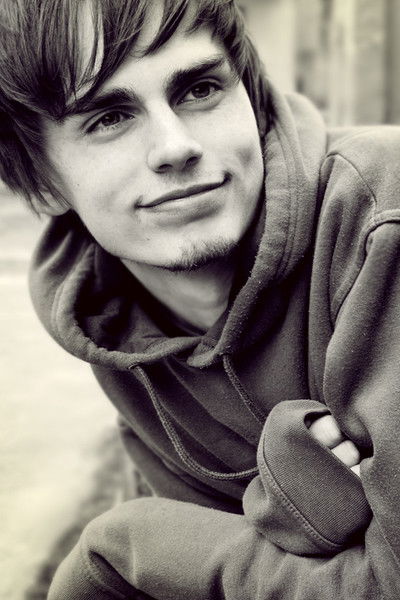 Александр Иванов