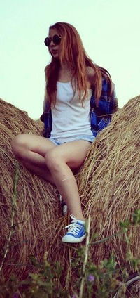 Оля Суворова