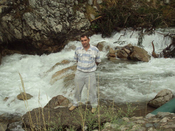 Денис Николаев