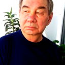 Алексей Тихонов