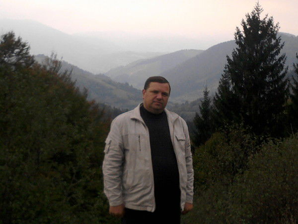 Александр Коваленко