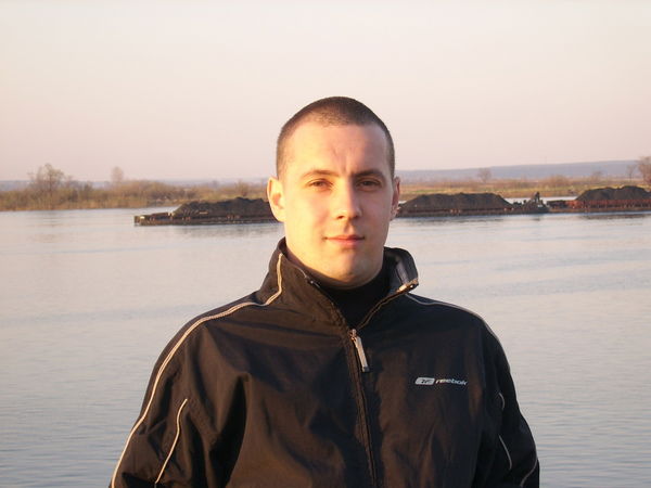 Александр Власов