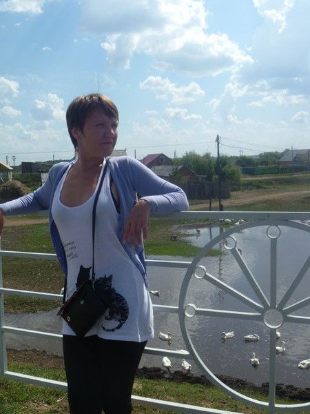 Любовь Зотеева