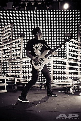 Александр Whitesuger!