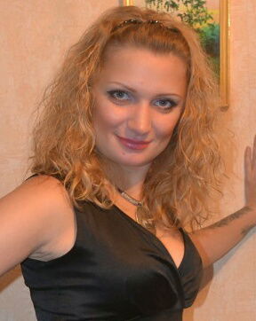 Елена Бондарь (Калинина)