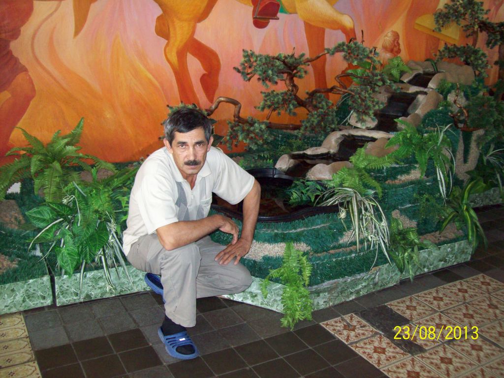 Дамир Бахметов