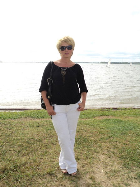 Ирина Адамович