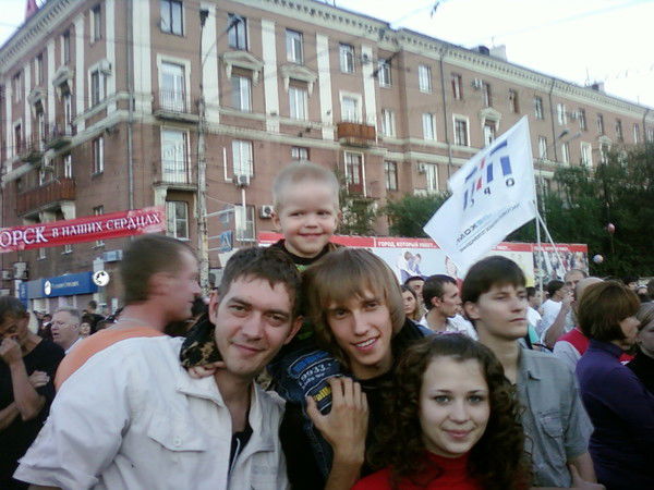 Владимир Емельянов