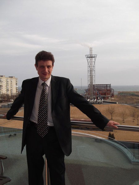 Юрий Крестин