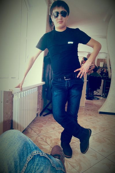 Олжас Сулейменов