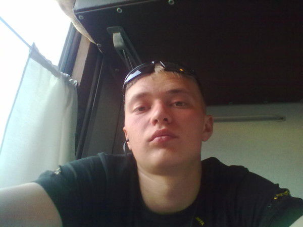 Виктор Апрелков