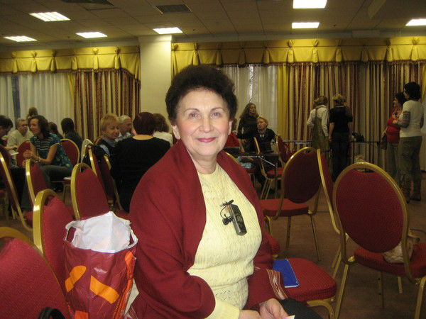 Людмила Емельянова