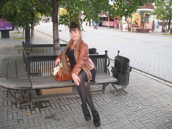 Алена Титова