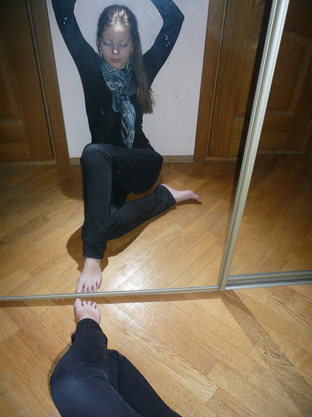 Лепестками Слез