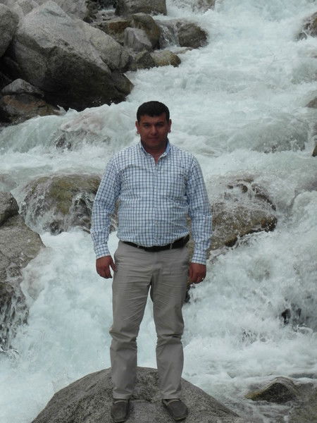 Икром Юнусов