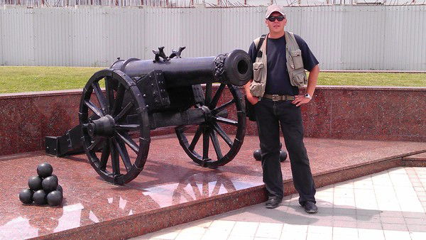 Валерий Кауров