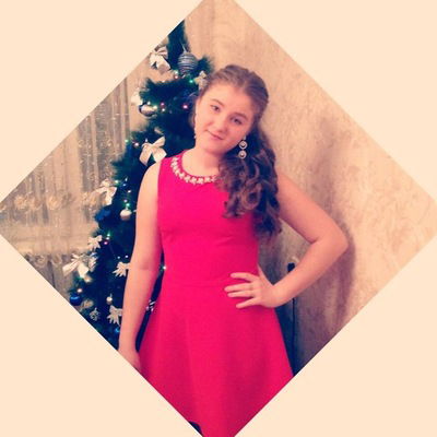 Лоллита Шарафян