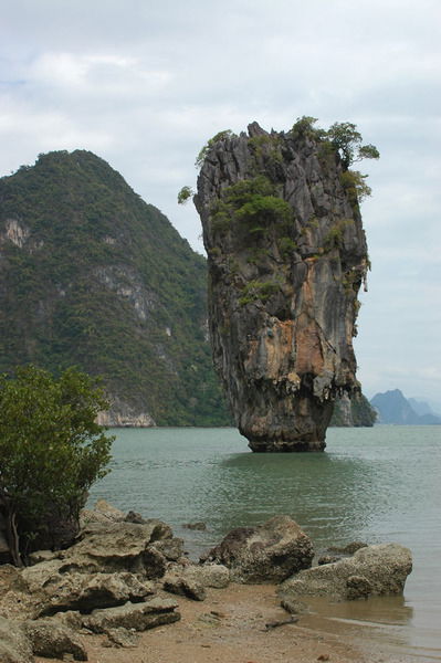 Александр Бондарев