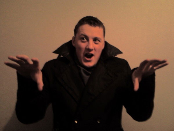 Роман Котоманов