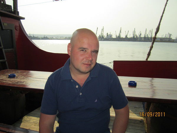 Папков Юрий