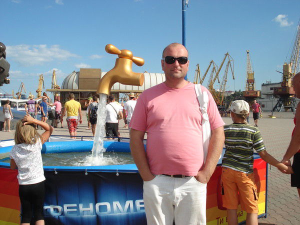 Александр Кучерявый