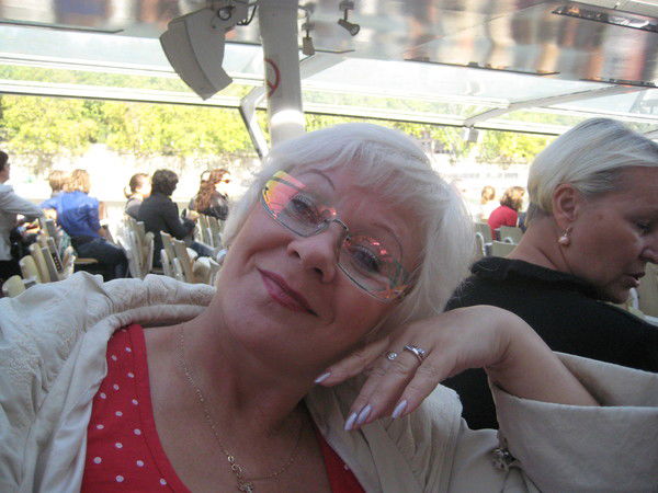 Елена Титова