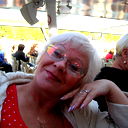 Елена Титова